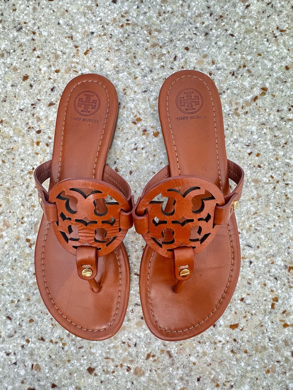 Tory Burch Miller Leather Thong Sandal in Brown Sz 8